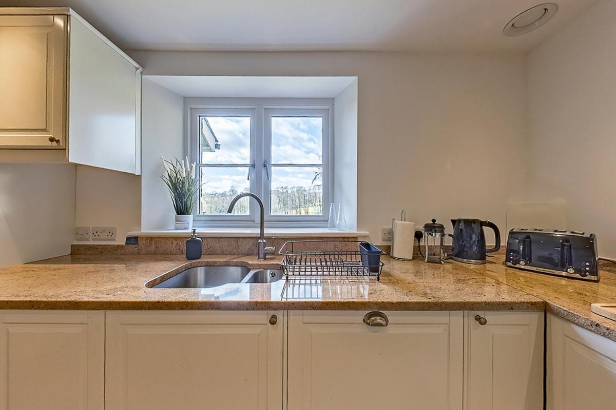 3 Bedroom Barn Conversion With Hot Tub-Garden View - Ty Cerrig Barn Corwen Exterior foto
